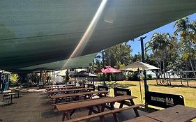 Bushland Beach Tavern